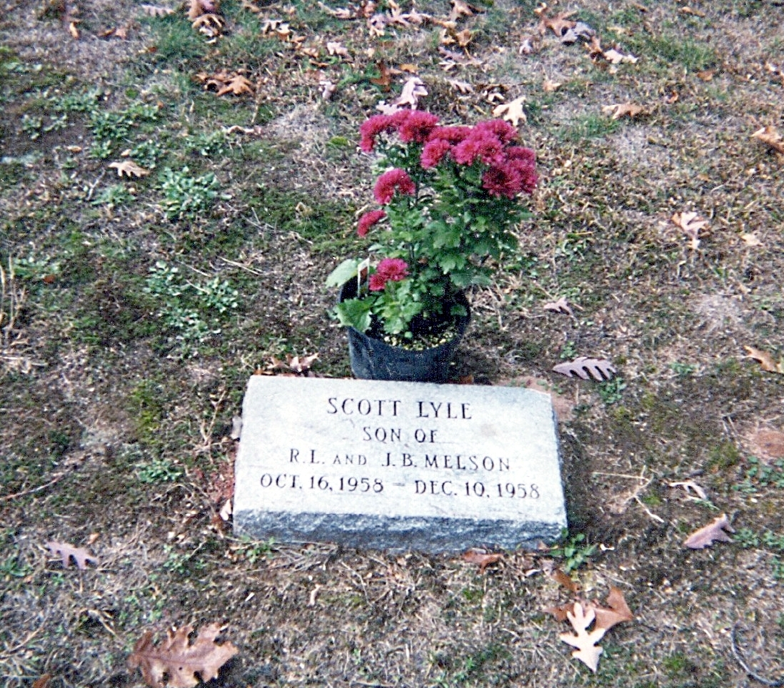 Scott Lyle Melson marker in East Cemetery, Manchester, Connecticut.